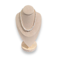 Load image into Gallery viewer, The Lilibet Necklace