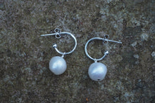 Load image into Gallery viewer, Silver Pearl Hoop Earrings