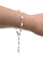 Load image into Gallery viewer, Sterling silver pearl bracelet