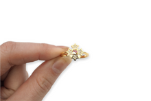 Load image into Gallery viewer, Medal Ring