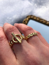 Load image into Gallery viewer, Gold ring set