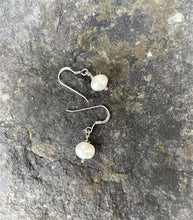 Load image into Gallery viewer, The Heather Earrings
