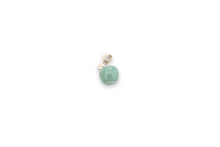 Load image into Gallery viewer, Small green Aventurine apple pendant
