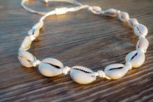 Load image into Gallery viewer, Cowrie shell choker necklace
