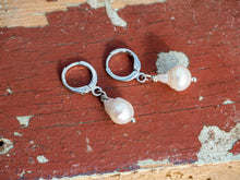 Load image into Gallery viewer, Silver or Gold Pearl Huggie Hoop Earrings.
